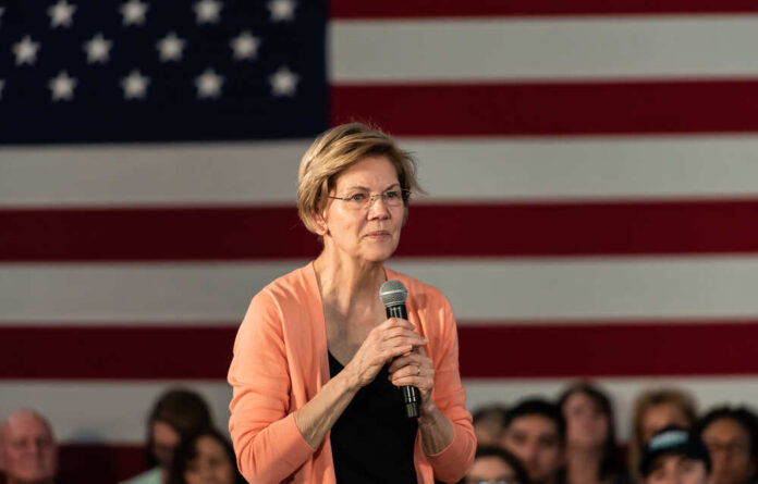 Reno,,Nv/u.s.a.,-,February,16,,2020:,Elizabeth,Warren,Pauses,During