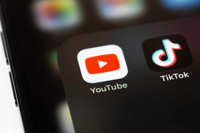 Youtube,And,Tiktok,Mobile,Icon,Apps,On,Screen,Smartphone,Iphone