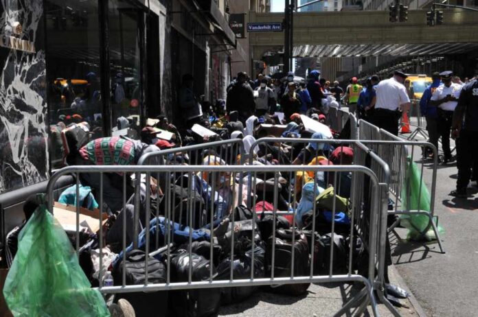 August,2,,2023:,Asylum,Seekers,Outside,The,Roosevelt,Hotel,In