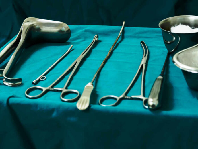 Sterile,Curettage,Tools,,Forceps,,Retractor,In,Operation,Room,At,Medical